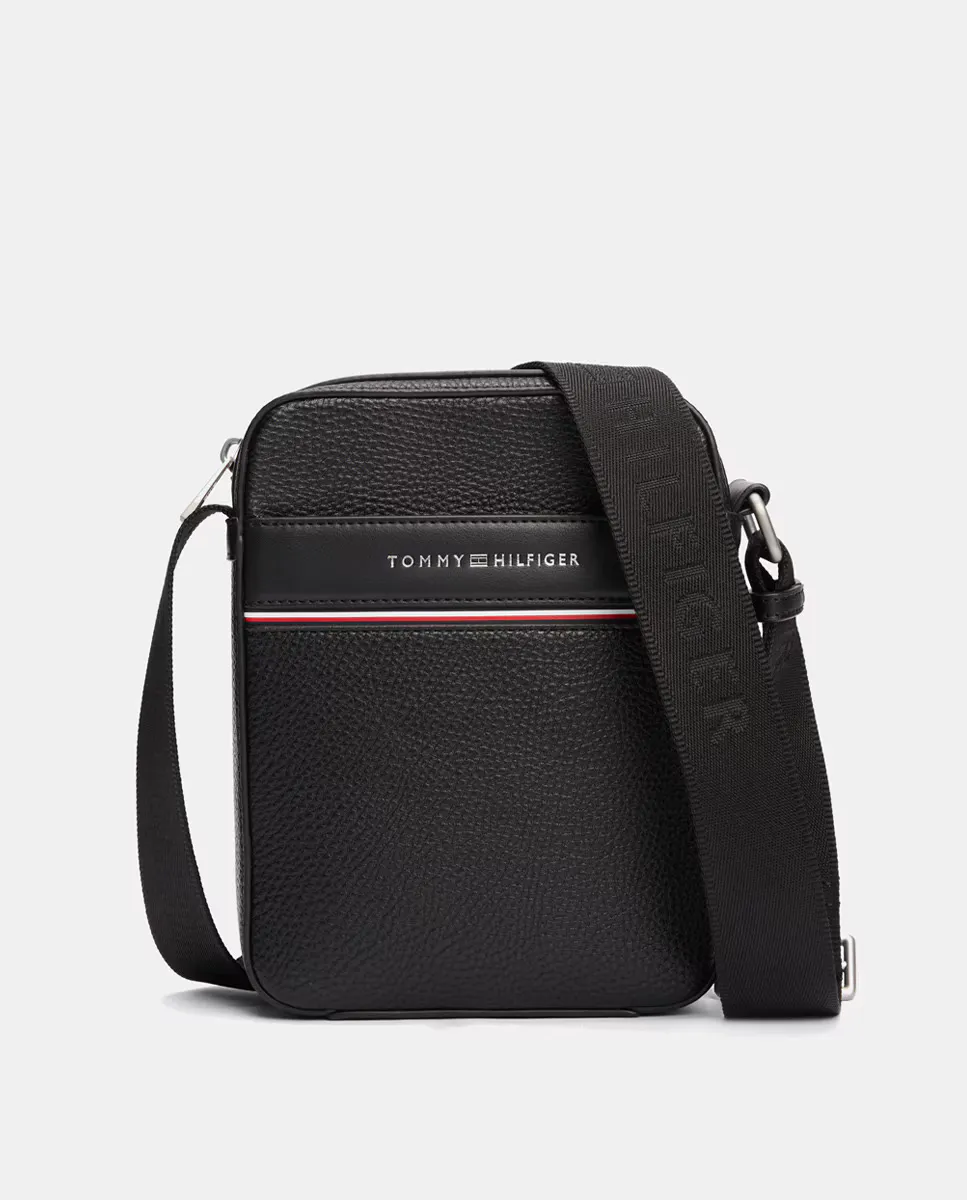 Мужская сумка через плечо черного цвета с рисунком в полоску Tommy Hilfiger, чёрный
Мужская сумка через плечо черного цвета с рисунком в полоску Tommy Hilfiger, чёрный