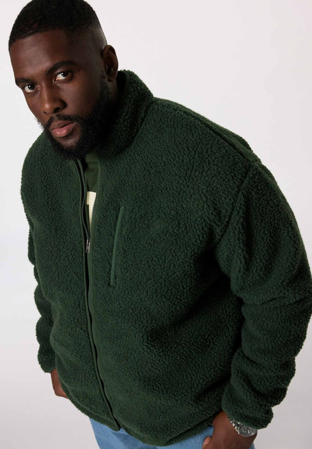 Флисовая куртка STEHKRAGEN STHUGE, зеленый
Флисовая куртка STEHKRAGEN STHUGE, зеленый