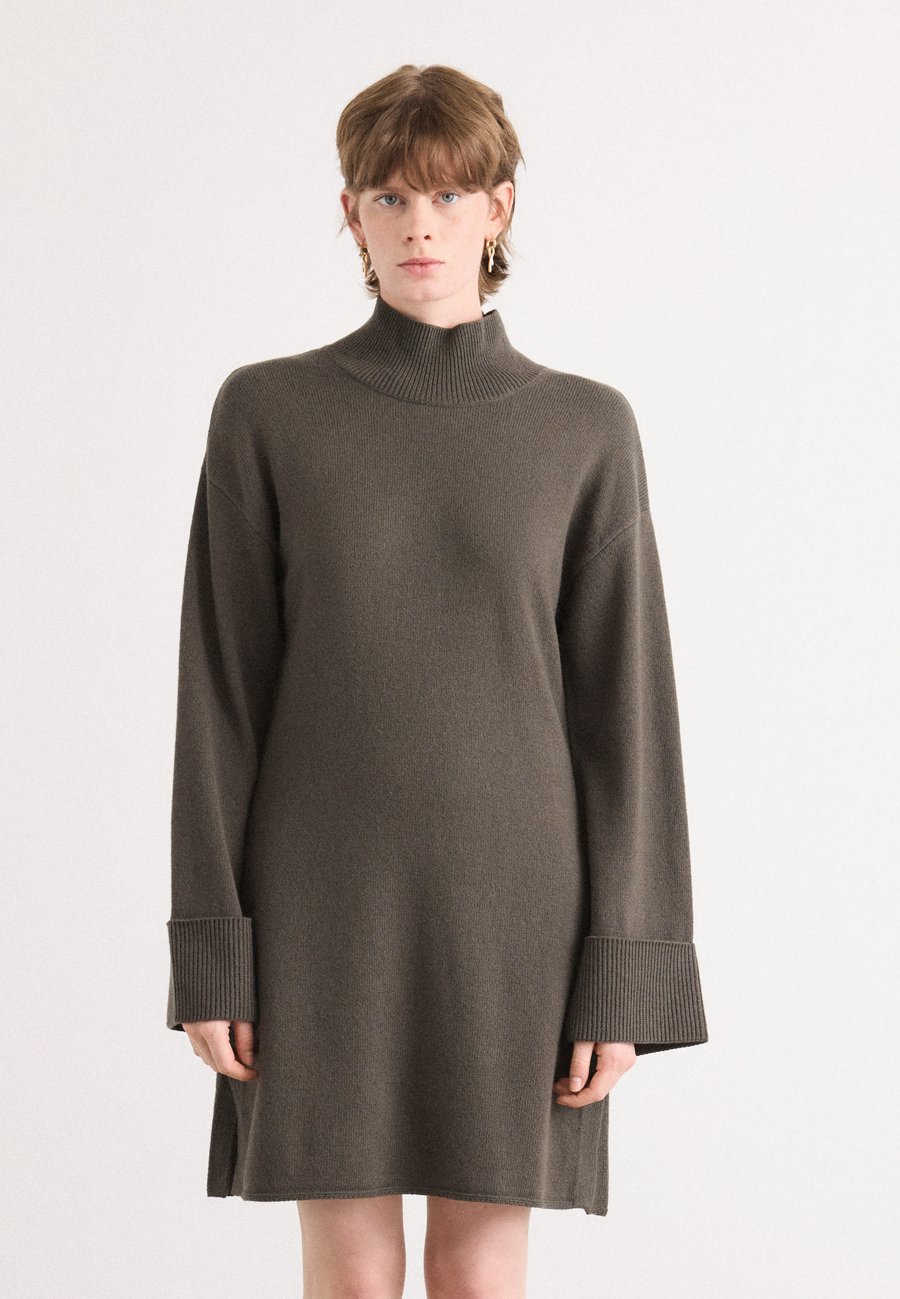 Платье Barbour International MINI DRESS, Dusty Khaki/Green
Платье Barbour International MINI DRESS, Dusty Khaki/Green