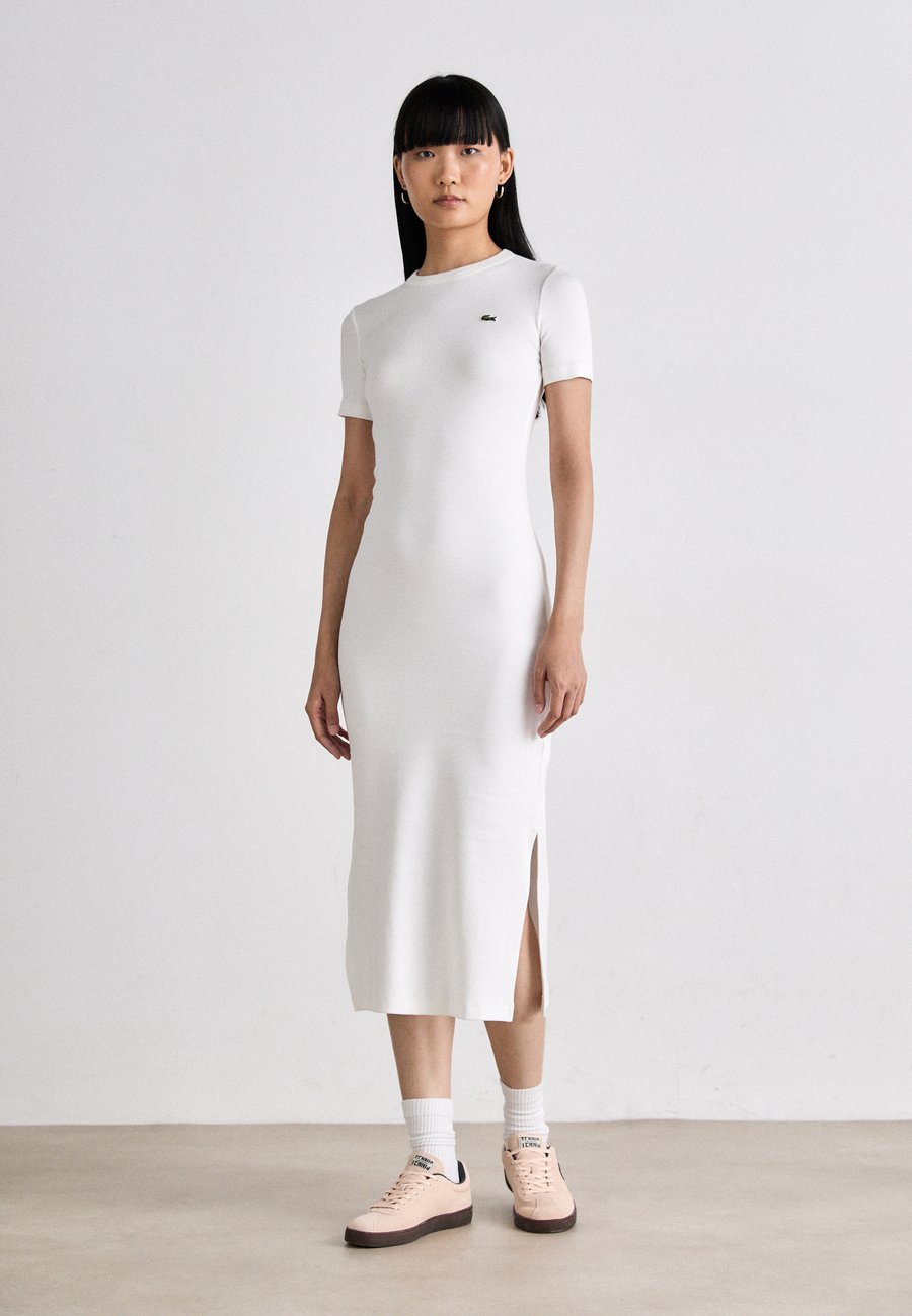 Платье Lacoste Shift dress, Flour/Off-White
Платье Lacoste Shift dress, Flour/Off-White
