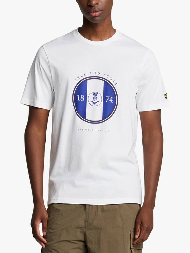 Хлопчатобумажная спортивная футболка с рисунком чертополоха обычного покроя с коротким рукавом Lyle & Scott, цвет White/Now Blue
Хлопчатобумажная спортивная футболка с рисунком чертополоха обычного покроя с коротким рукавом Lyle & Scott, цвет White/Now Blue