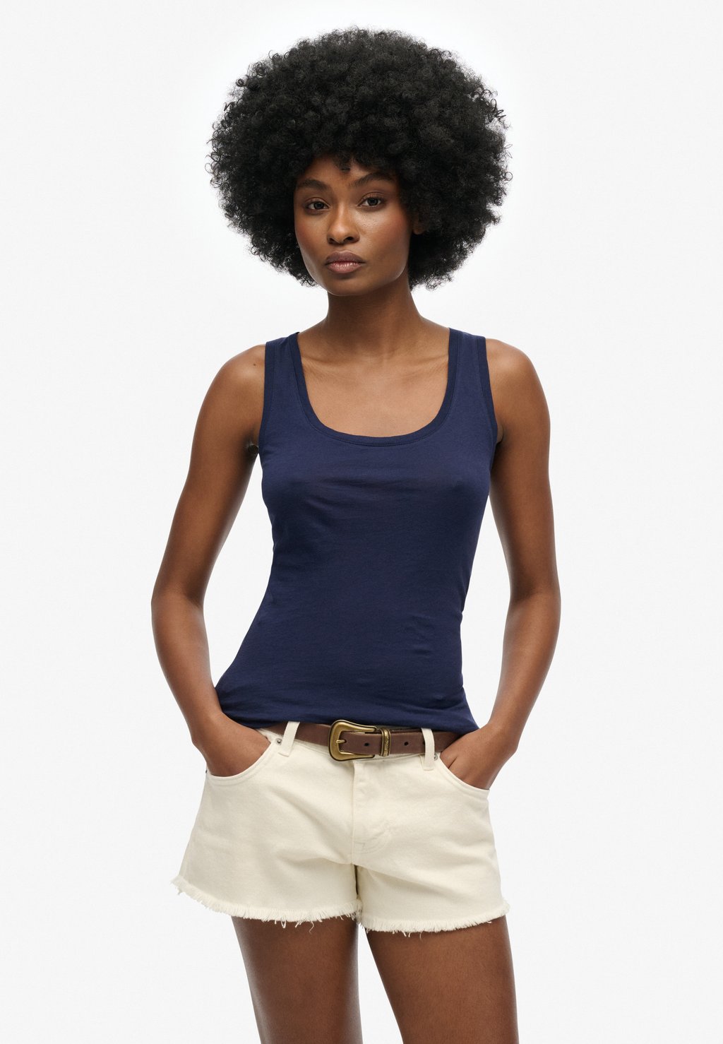 Топ STUDIOS LIGHTWEIGHT RACER Superdry, синий
Топ STUDIOS LIGHTWEIGHT RACER Superdry, синий