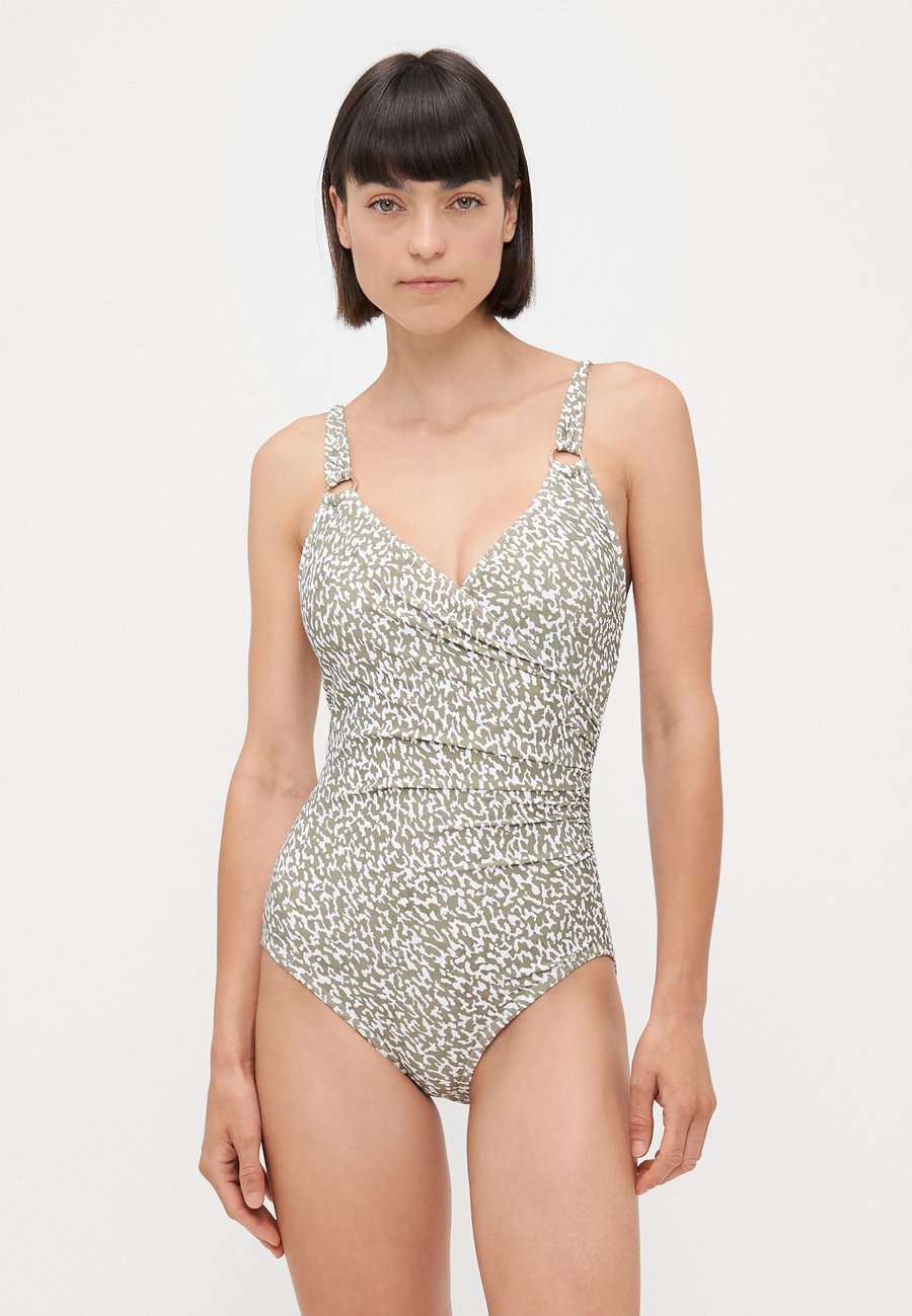 Купальник MICHAEL Michael Kors Swimsuit, Safari Green/Light Green
Купальник MICHAEL Michael Kors Swimsuit, Safari Green/Light Green