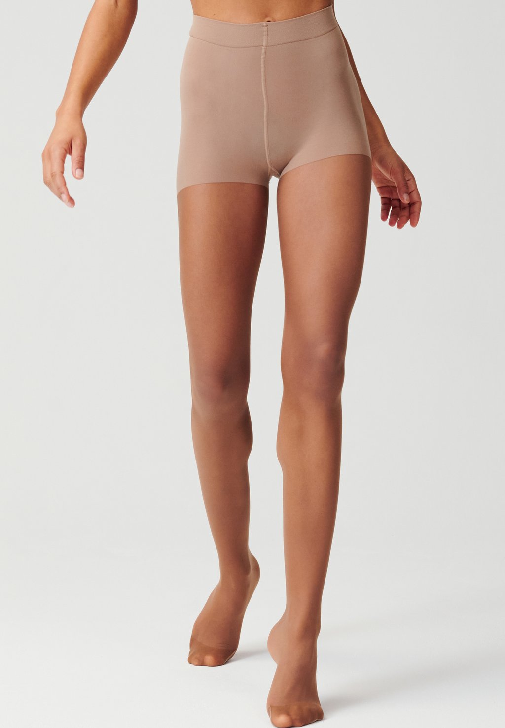 Колготки CONTOURING SHAPING COMPRESSION TIGHTS 15 DEN MADE IN GERMANY ITEM m6, коричневый
Колготки CONTOURING SHAPING COMPRESSION TIGHTS 15 DEN MADE IN GERMANY ITEM m6, коричневый