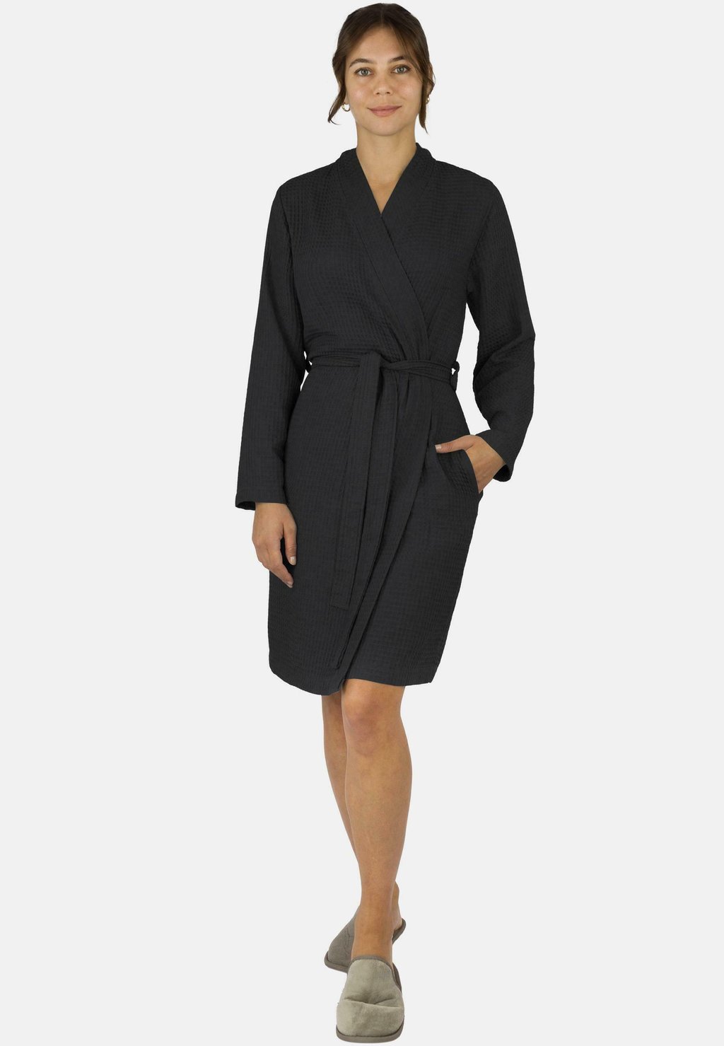 Халат Normani, черный
Халат Normani, черный