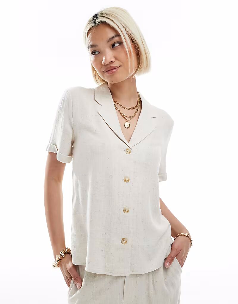 Рубашка-кофточка из льна кремового цвета Object
Рубашка-кофточка из льна кремового цвета Object