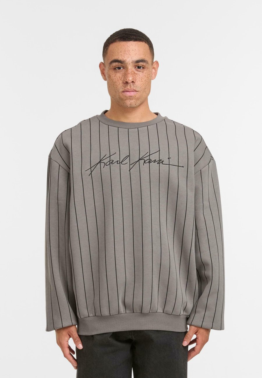 Толстовка Karl Kani CREWNECK, Grey, Серый, Толстовка Karl Kani CREWNECK, Grey
Толстовка Karl Kani CREWNECK, Grey, Серый, Толстовка Karl Kani CREWNECK, Grey