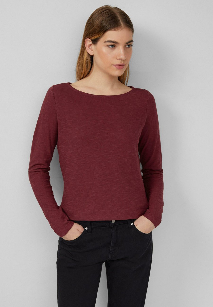 Топ s.Oliver Long sleeved top, Bordeaux/Dark Red
Топ s.Oliver Long sleeved top, Bordeaux/Dark Red