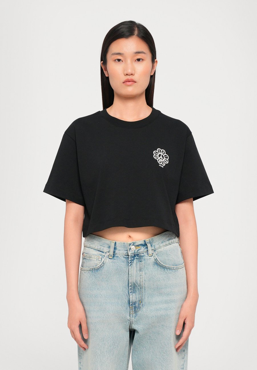 Футболка MOSCHINO JEANS Print T-shirt, Black
Футболка MOSCHINO JEANS Print T-shirt, Black