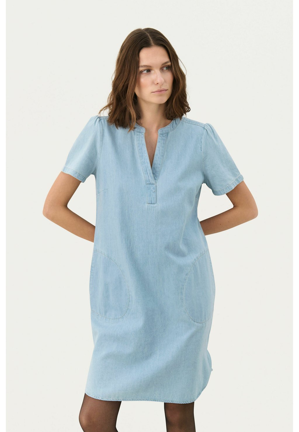 Джинсовое платье AMINASE Part Two, цвет Whiteish Blue Denim
Джинсовое платье AMINASE Part Two, цвет Whiteish Blue Denim