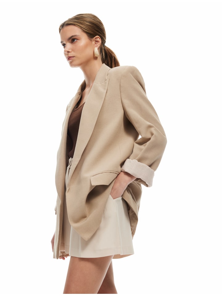 Бежевые шорты KOTON
Бежевые шорты KOTON