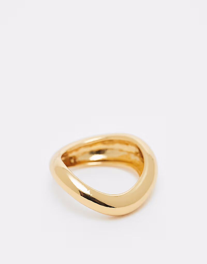 Кольцо с покрытием из 14-каратного золота и волнистым узором Asos Design
Кольцо с покрытием из 14-каратного золота и волнистым узором Asos Design