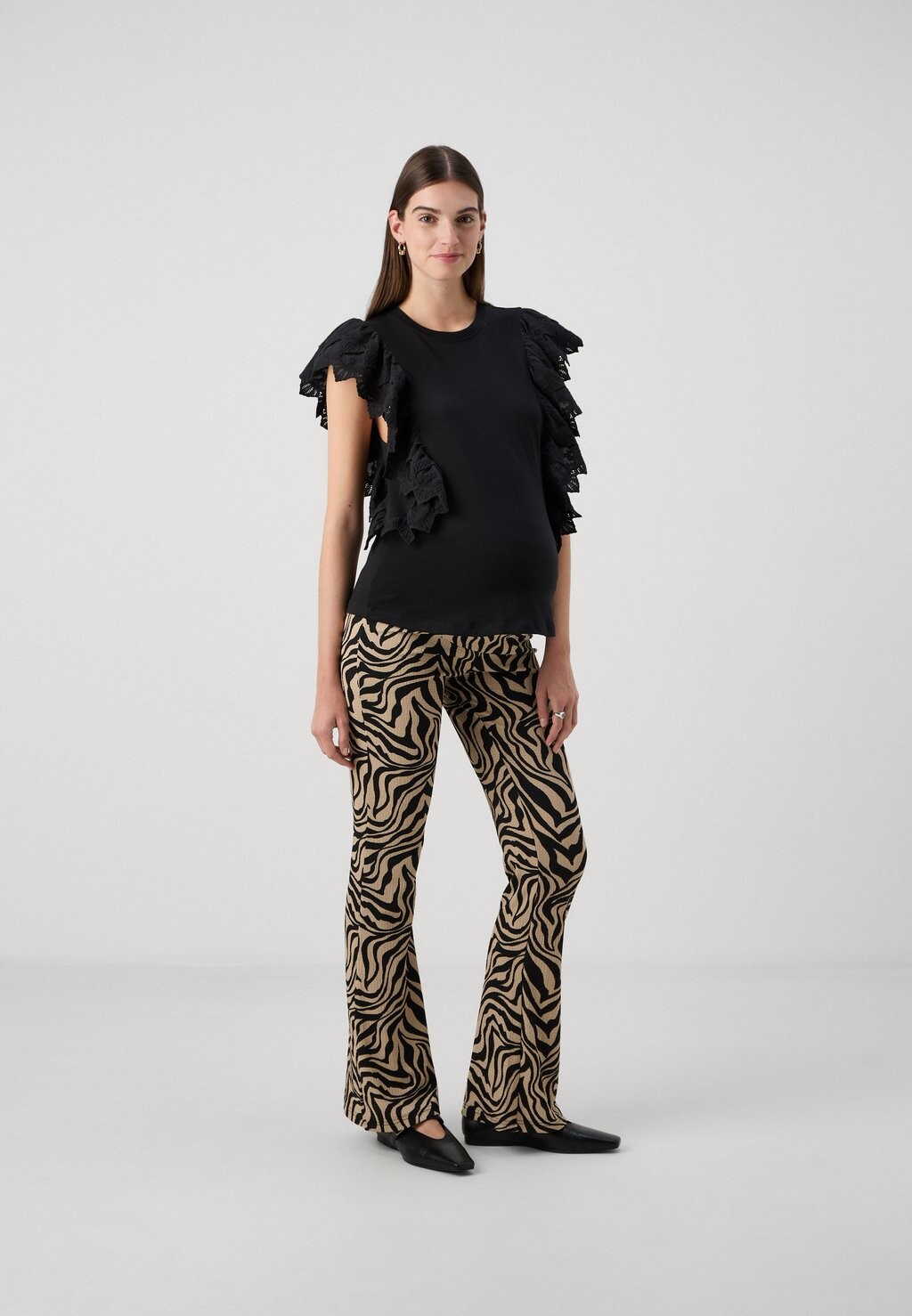 Футболка с набивным рисунком OLMBETTY LIFE FRILL ONLY MATERNITY, черный
Футболка с набивным рисунком OLMBETTY LIFE FRILL ONLY MATERNITY, черный