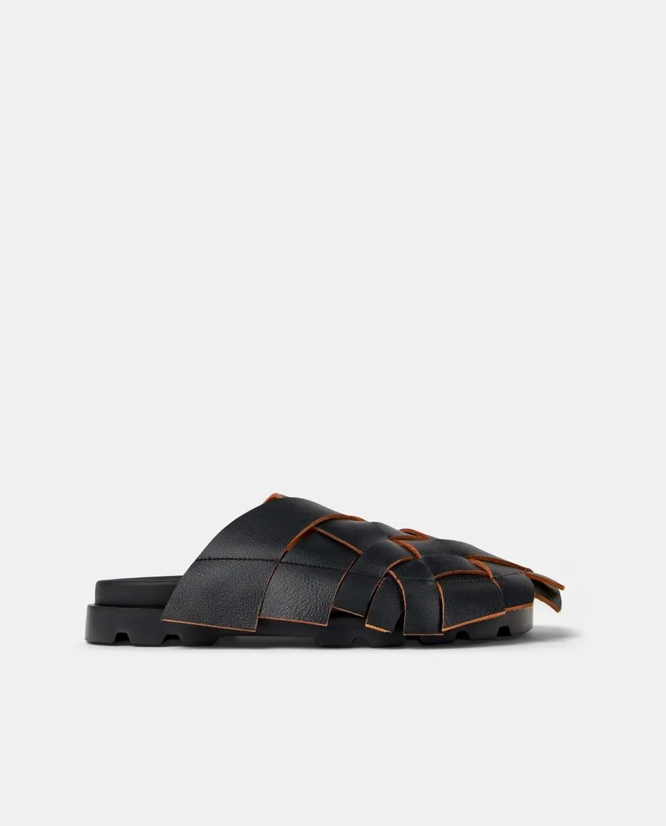 Кожаные мюли Brutus унисекс Camperlab, черный
Кожаные мюли Brutus унисекс Camperlab, черный