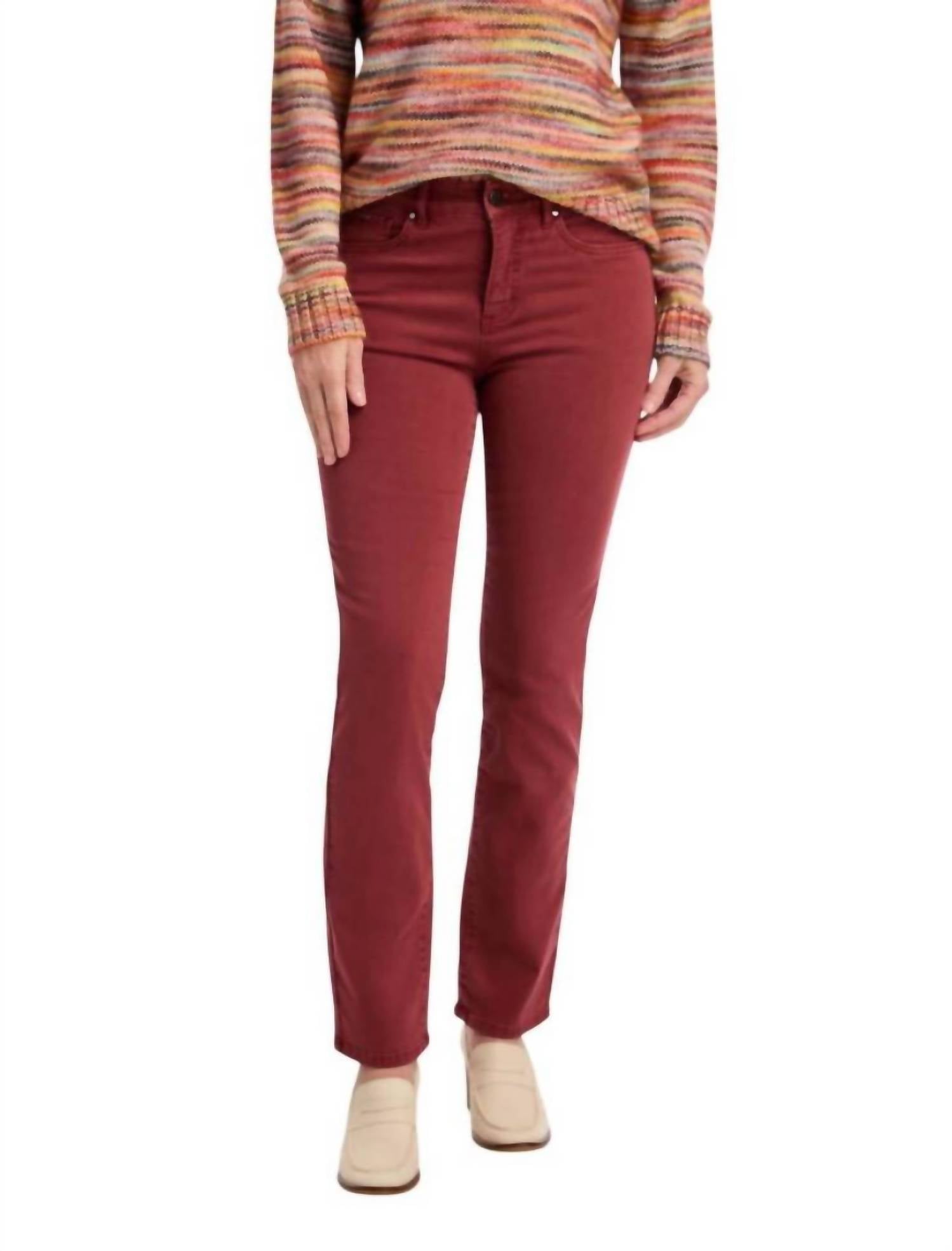 FDJ Джинсы Olivia Mid Rise Tapered Jean цвета паприки
FDJ Джинсы Olivia Mid Rise Tapered Jean цвета паприки