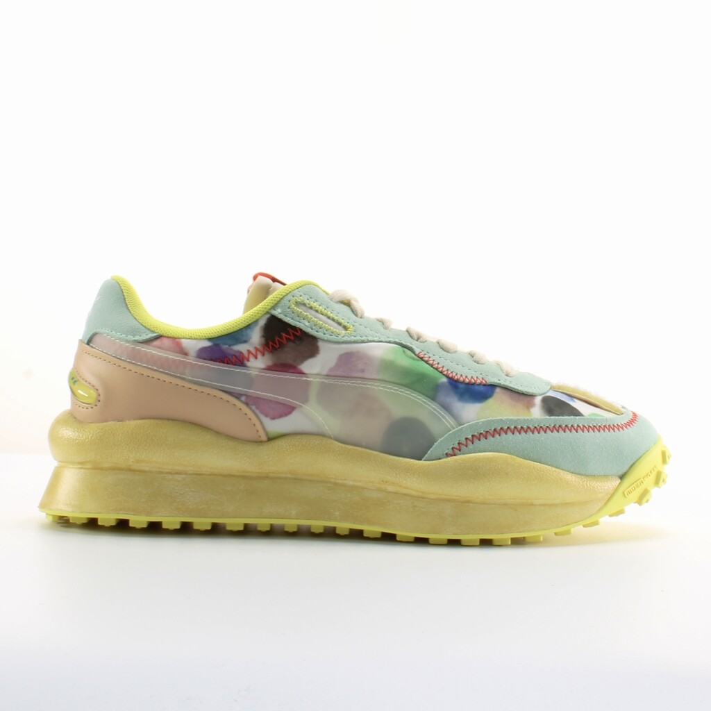 Текстильные кроссовки style rider kidsuper на шнуровке 373513 01 Puma, мультиколор
Текстильные кроссовки style rider kidsuper на шнуровке 373513 01 Puma, мультиколор