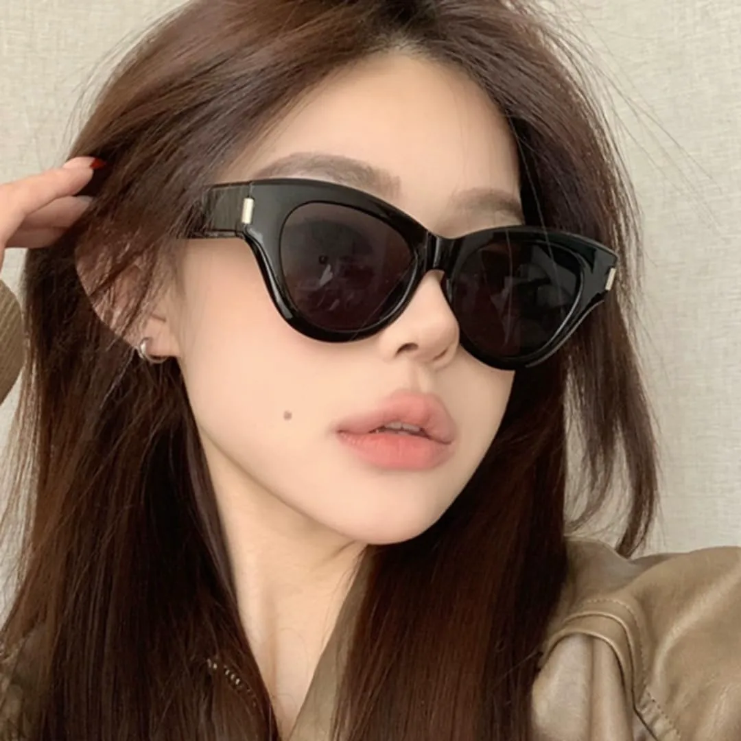 Солнцезащитные очки с защитой UV400 | Цветные линзы "кошачий глаз" | Для женщин и мужчин | Для занятий спортом на открытом воздухе и вождения DSVIGF, Beige Tea
Солнцезащитные очки с защитой UV400 | Цветные линзы "кошачий глаз" | Для женщин и мужчин | Для занятий спортом на открытом воздухе и вождения DSVIGF, Beige Tea