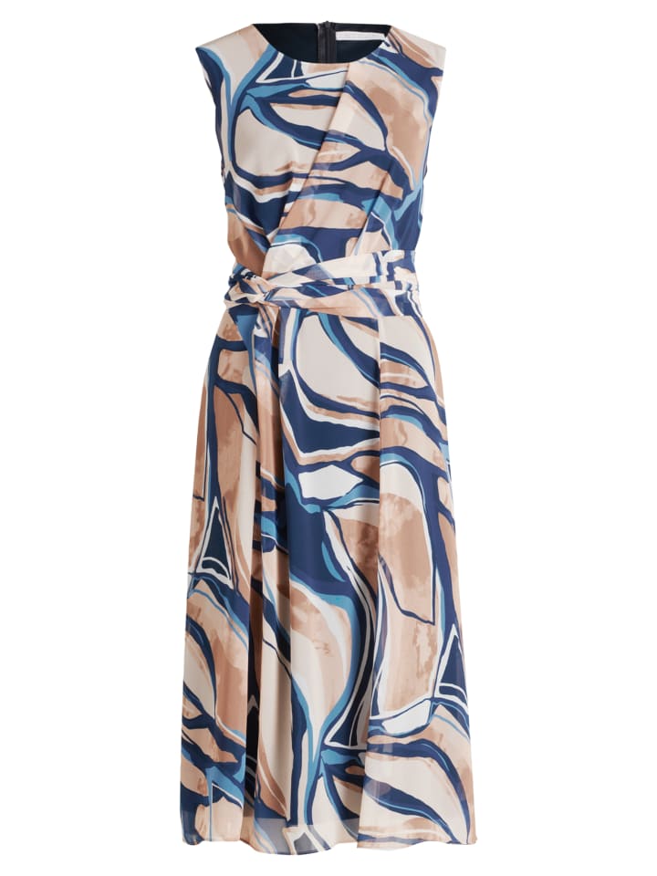 Длинное платье BETTY & CO
Длинное платье BETTY & CO