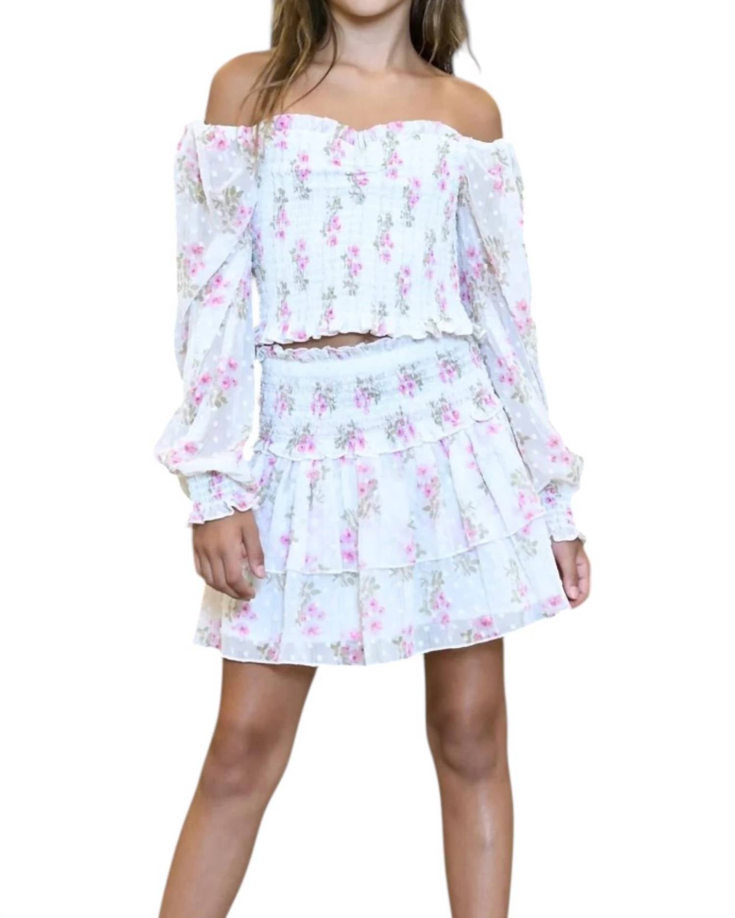 Детская блузка Chloe с прозрачными рукавами в деревенском цветочном принте KatieJnyc, Country Floral
Детская блузка Chloe с прозрачными рукавами в деревенском цветочном принте KatieJnyc, Country Floral