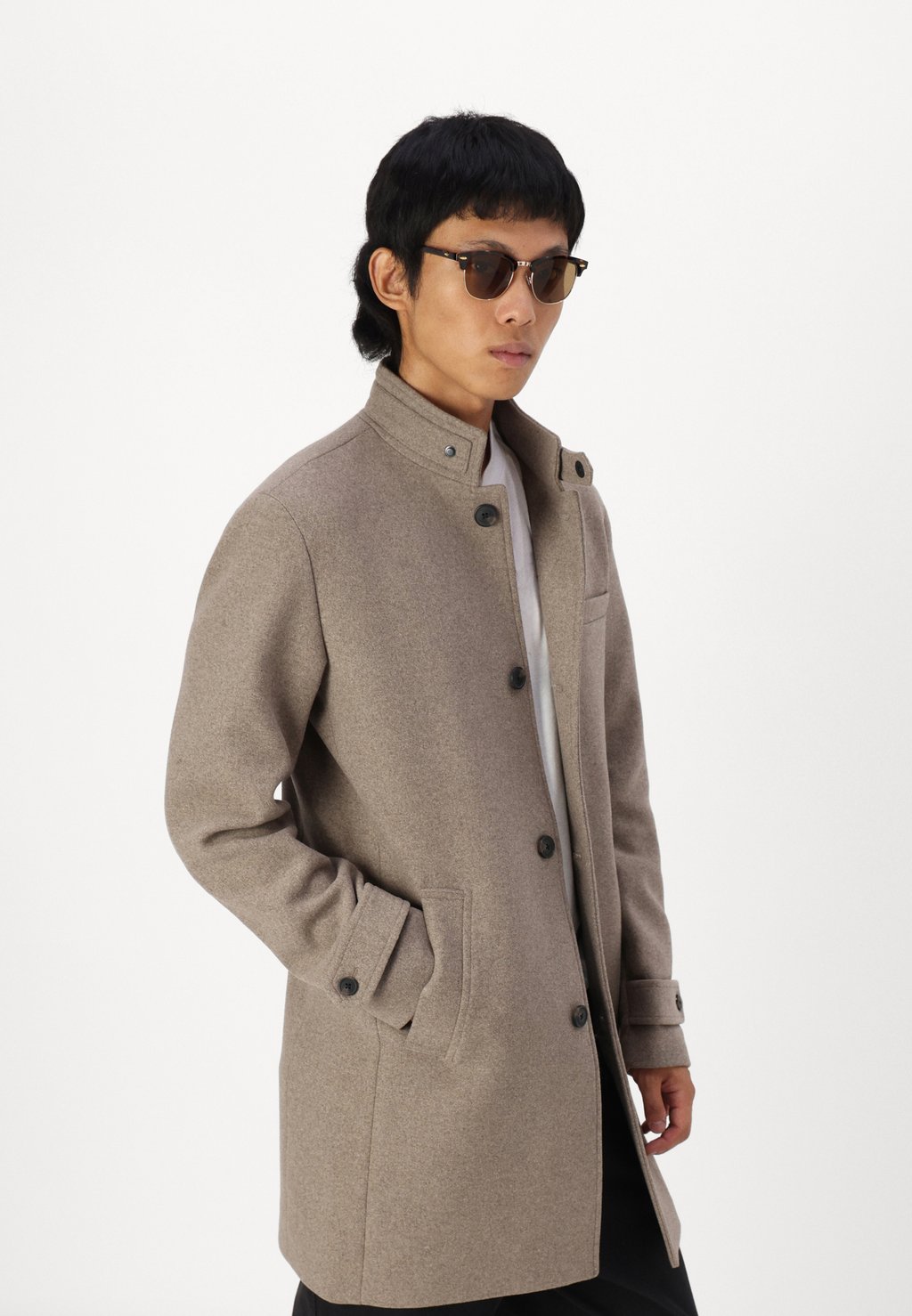 Зимнее пальто JJEMELTON Jack & Jones, бежевый
Зимнее пальто JJEMELTON Jack & Jones, бежевый