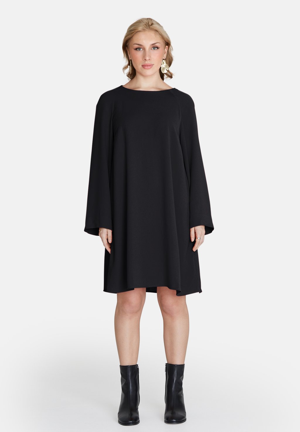 Повседневное платье SAFFIRA Jascha Stockholm, черный
Повседневное платье SAFFIRA Jascha Stockholm, черный