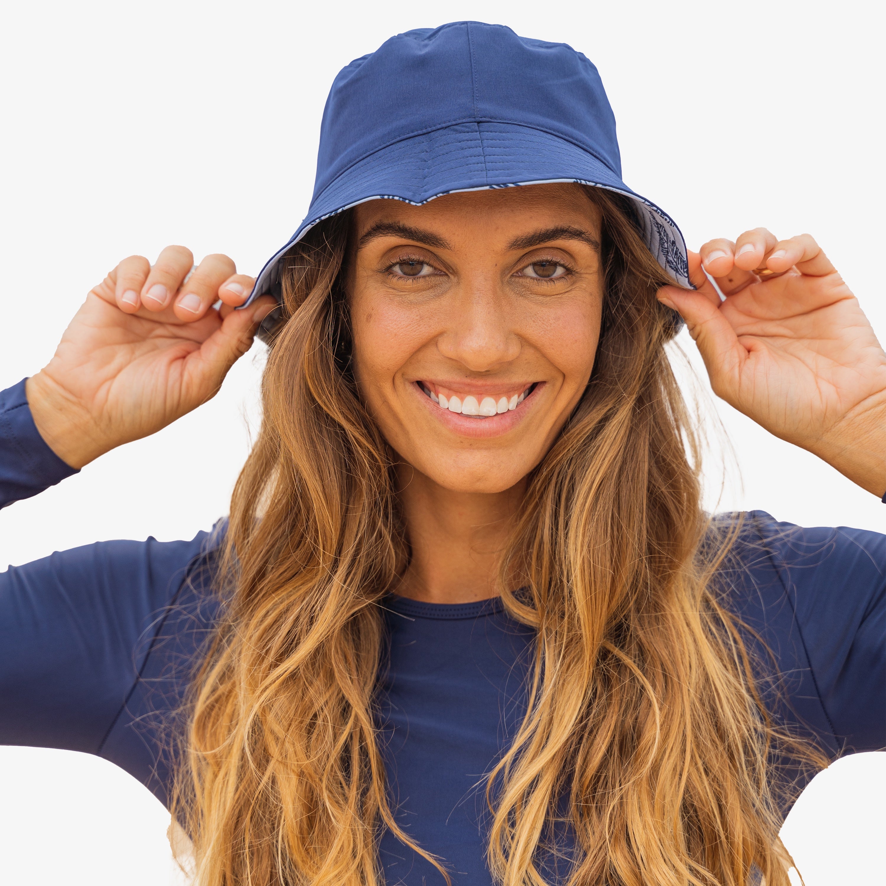 Женская панама Calypsa, цвет sky leaf print/navy
Женская панама Calypsa, цвет sky leaf print/navy