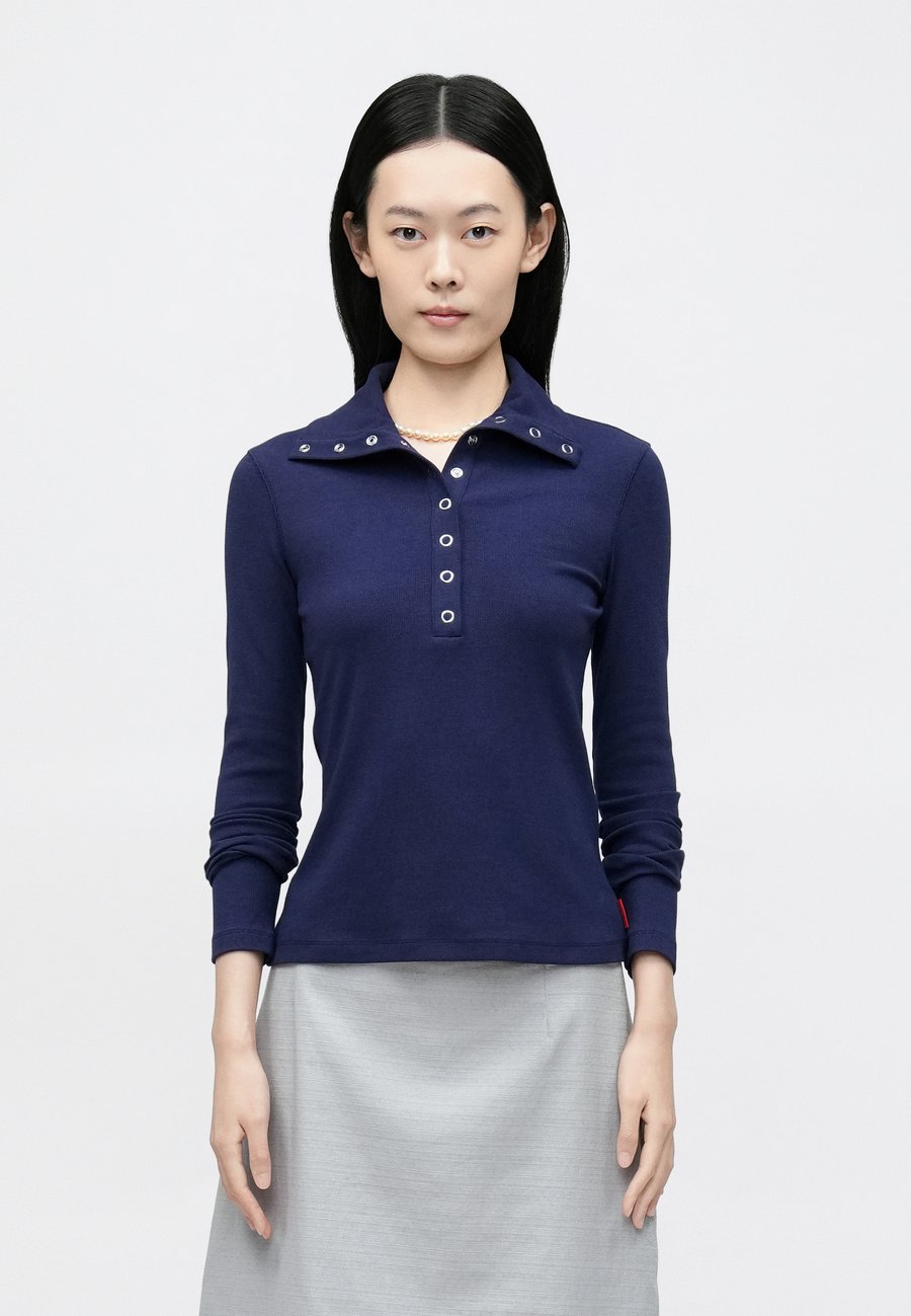 Топ MAX&Co. ASTICE, Nachtblau/Dark Blue
Топ MAX&Co. ASTICE, Nachtblau/Dark Blue