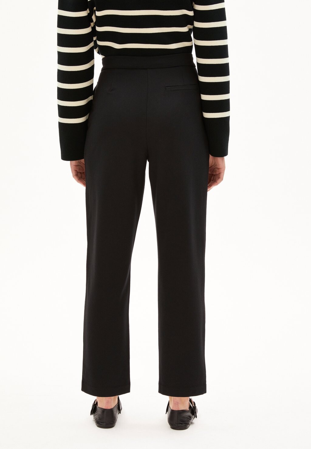 Брюки LIRAA LOU ARMEDANGELS, черный
Брюки LIRAA LOU ARMEDANGELS, черный