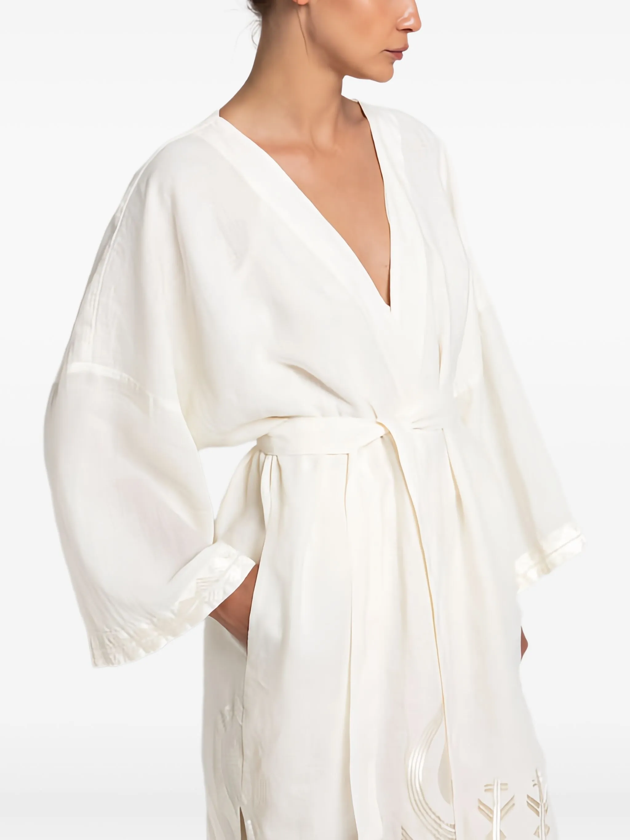 Блузка Feather с вышивкой Greek Archaic Kori, белый
Блузка Feather с вышивкой Greek Archaic Kori, белый