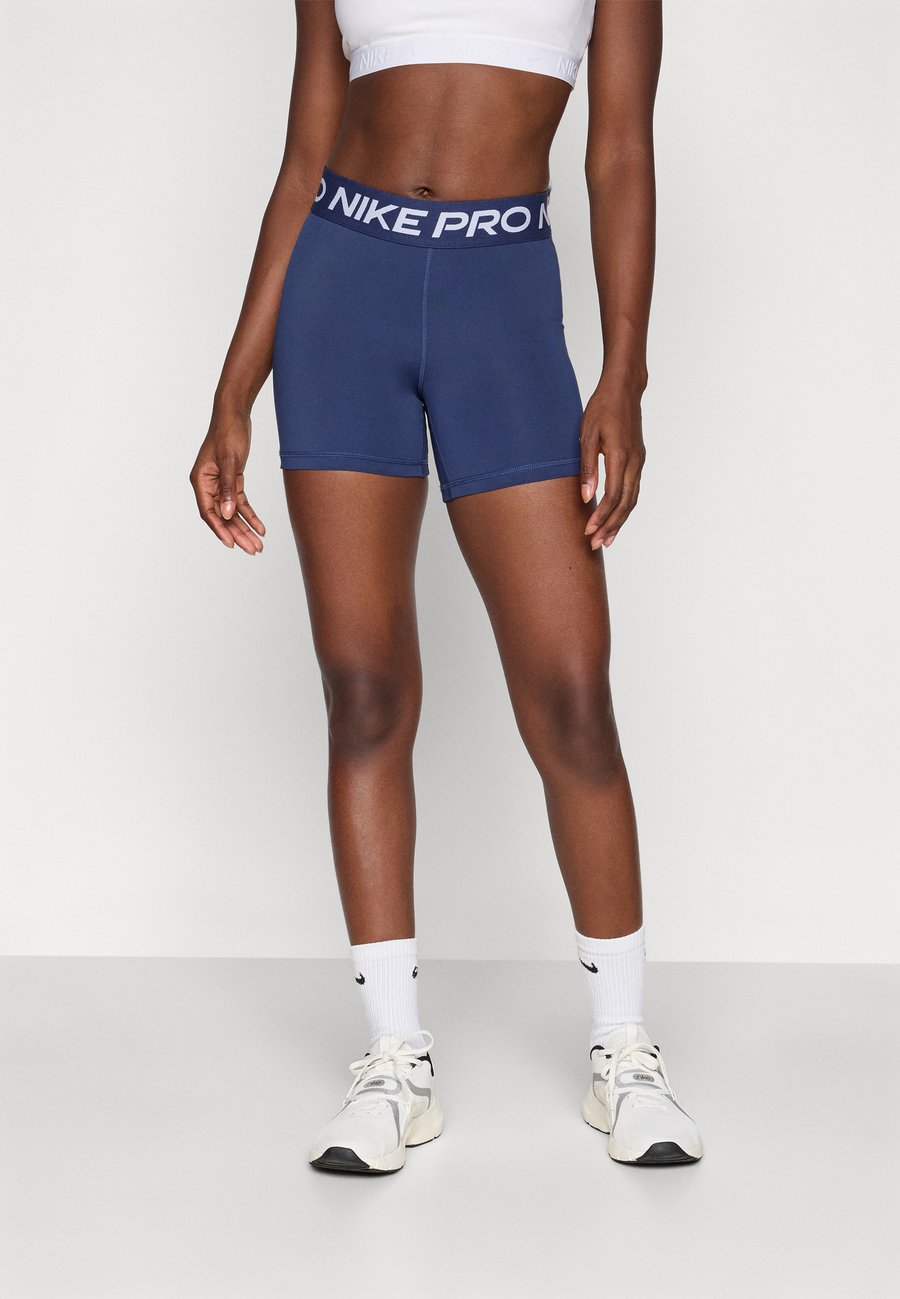 Леггинсы Nike Performance SHORT, Midnight Navy/White/Dark Blue
Леггинсы Nike Performance SHORT, Midnight Navy/White/Dark Blue