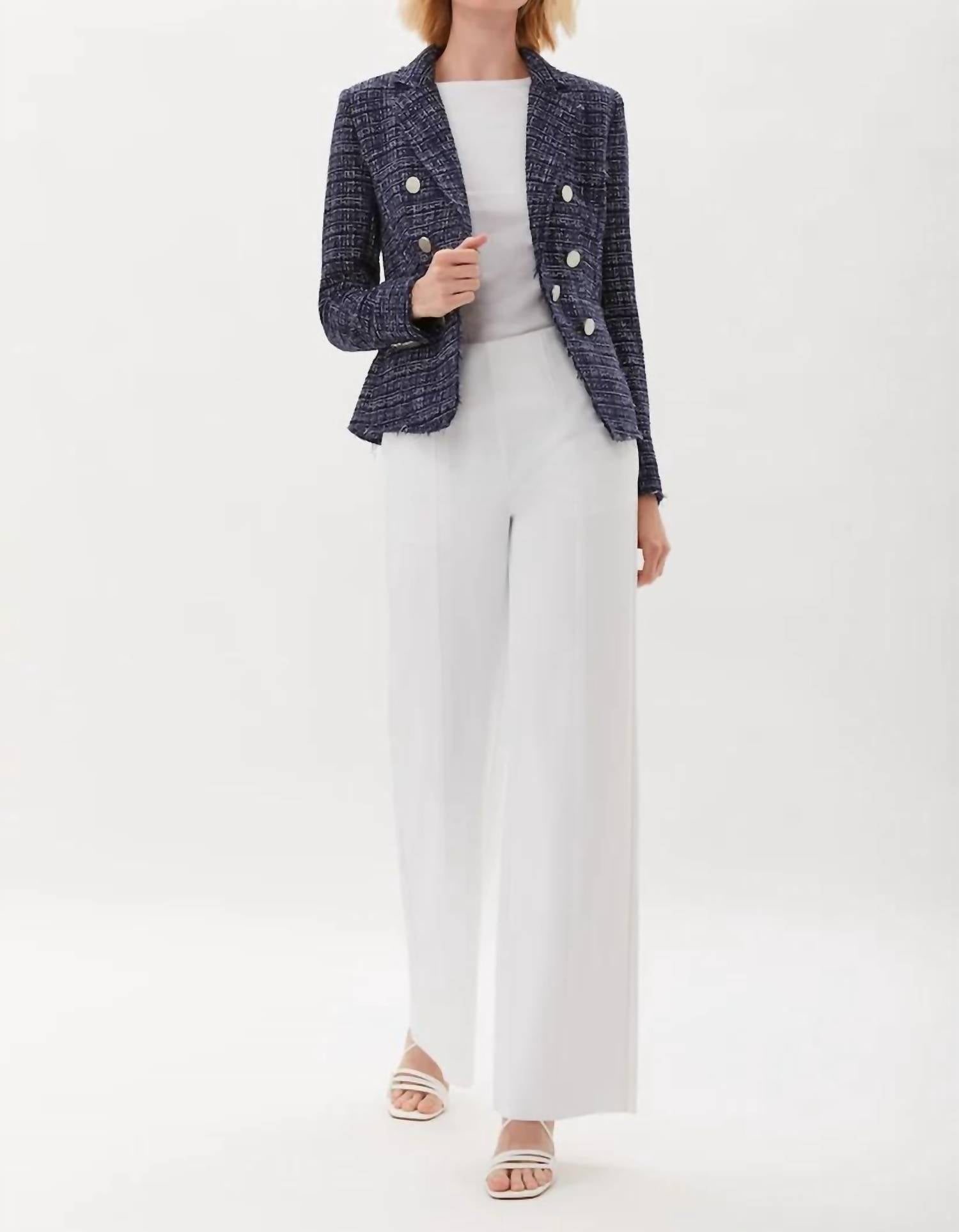 Двубортный твидовый пиджак темно-синего/белого цвета Ecru
Двубортный твидовый пиджак темно-синего/белого цвета Ecru