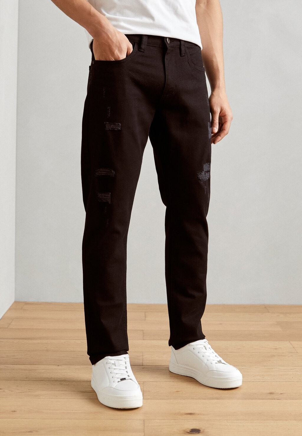 Джинсы Tapered Fit Indicode, ультра черный
Джинсы Tapered Fit Indicode, ультра черный