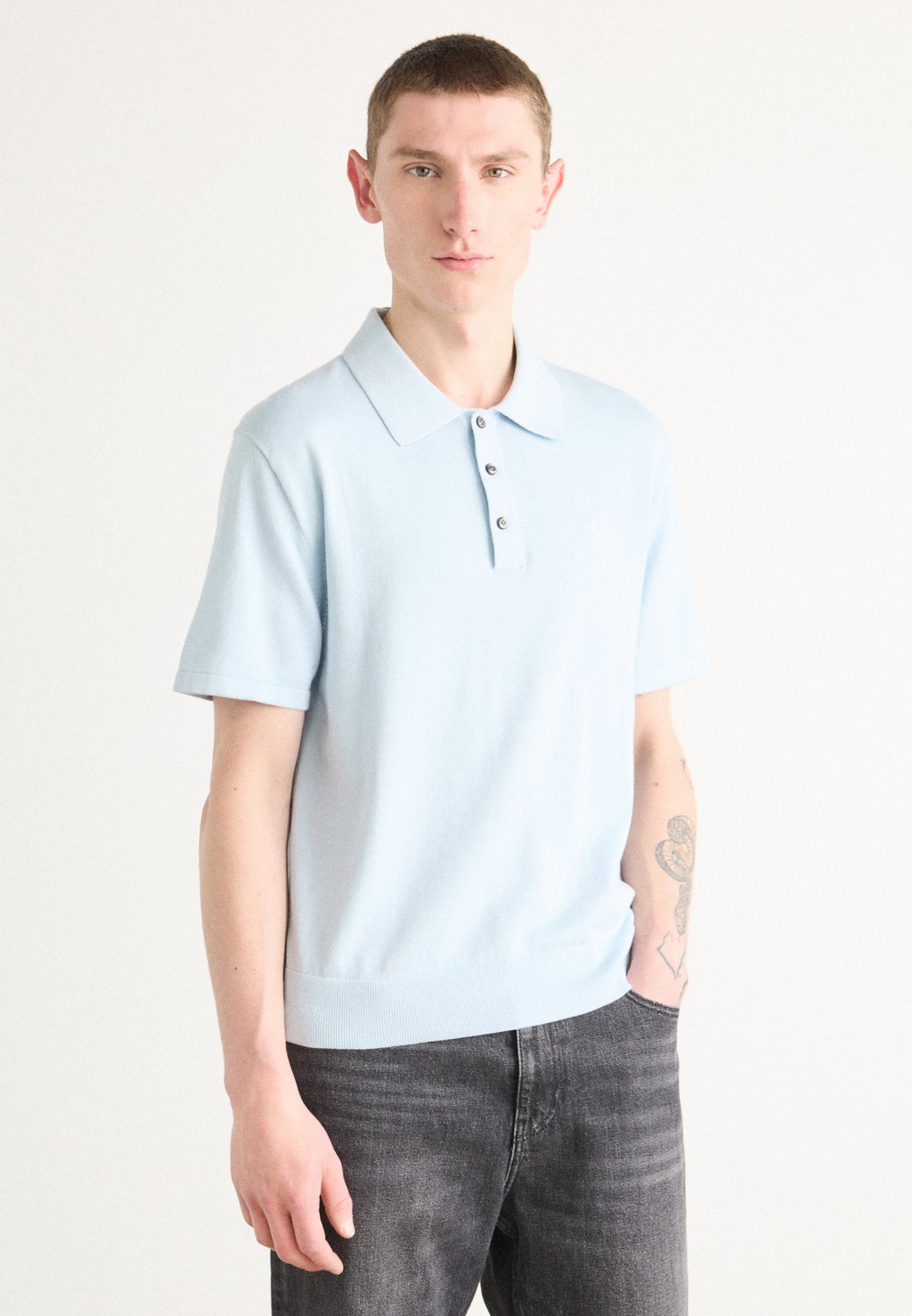 Рубашка поло Calvin Klein, светло-голубой
Рубашка поло Calvin Klein, светло-голубой