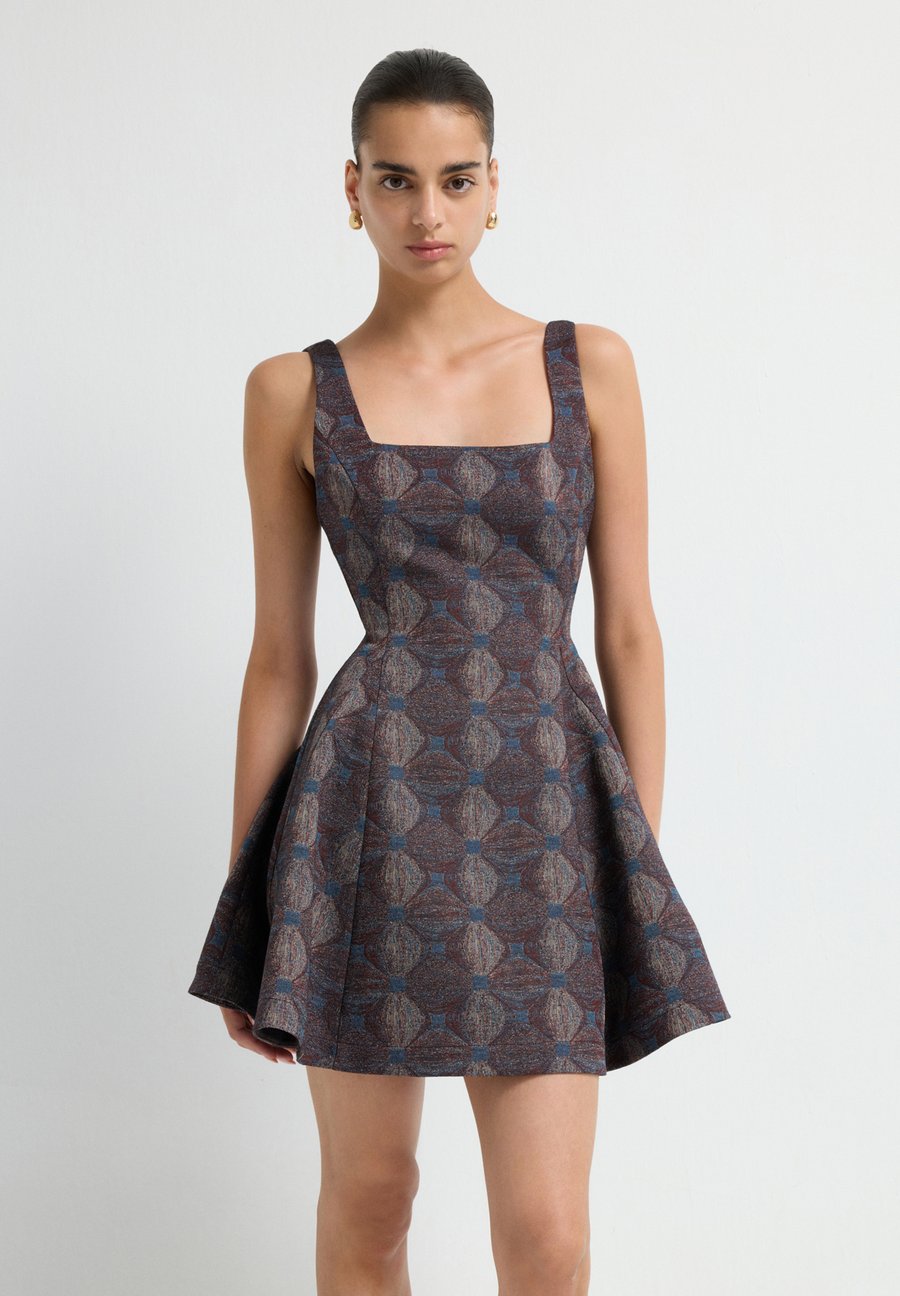 Платье adL Day dress, Printed Navy Blue /Dark Blue
Платье adL Day dress, Printed Navy Blue /Dark Blue