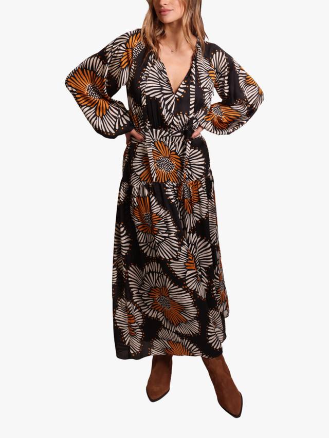 Платье Hold On Blame макси с длинным рукавом и галстуком на шее Traffic People
Платье Hold On Blame макси с длинным рукавом и галстуком на шее Traffic People