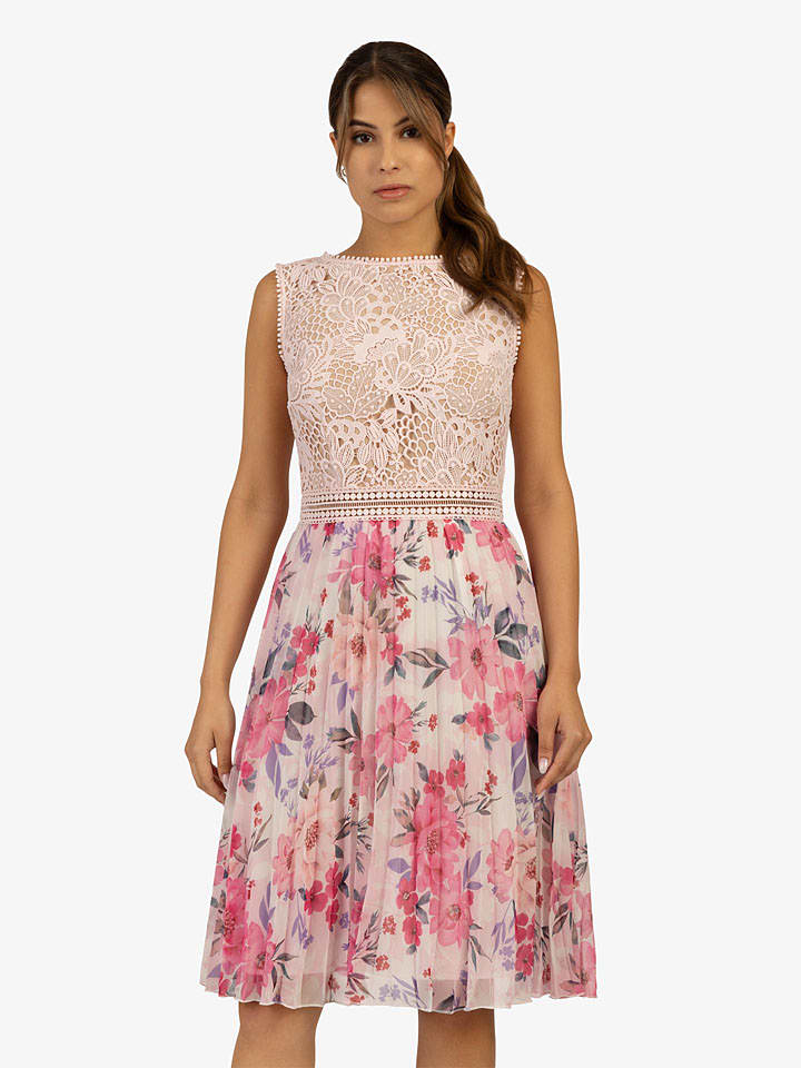 Платье до колена APART
Платье до колена APART