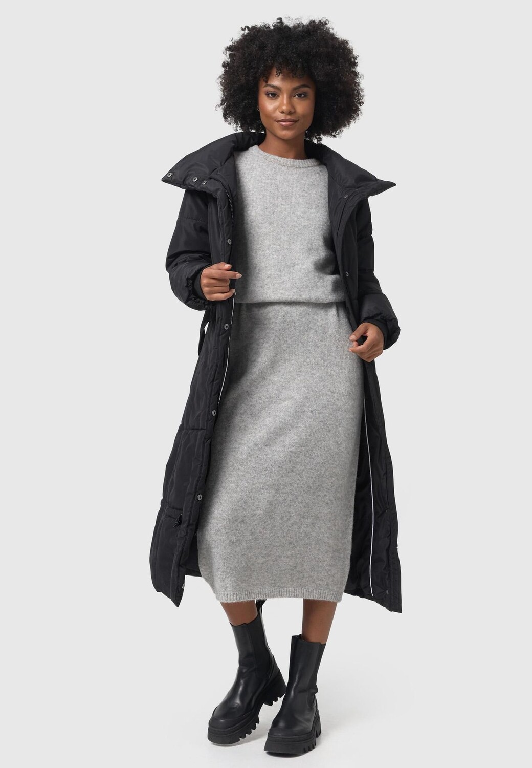 Стеганое пальто Mirenaa NAVAHOO, черный
Стеганое пальто Mirenaa NAVAHOO, черный