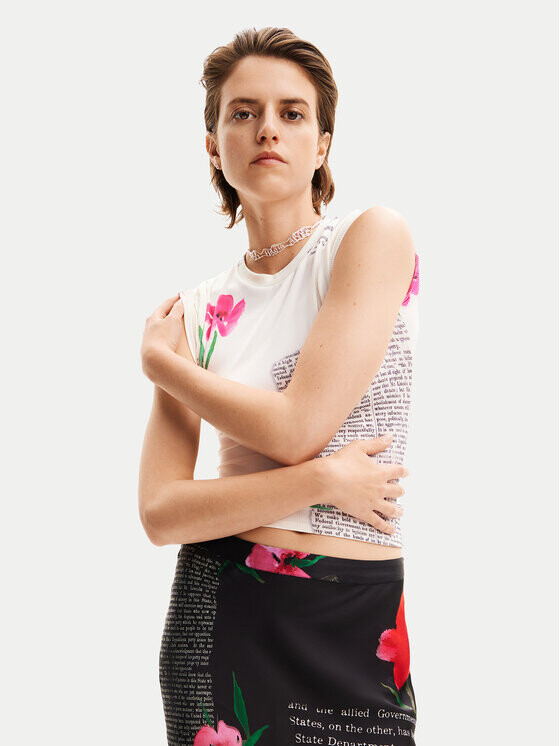 Футболка Desigual, белый
Футболка Desigual, белый