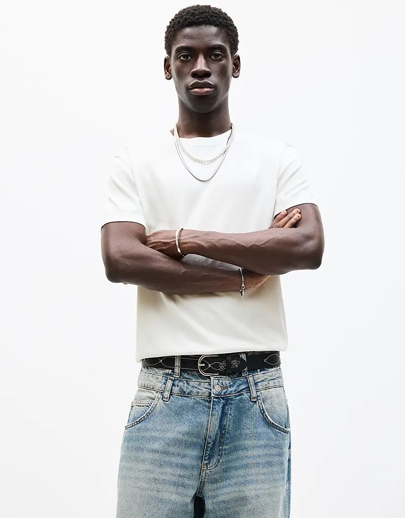 Трикотажная футболка Pull&Bear с короткими рукавами, бежевого цвета
Трикотажная футболка Pull&Bear с короткими рукавами, бежевого цвета