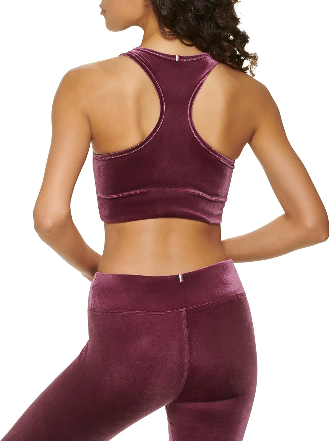 Женский спортивный бюстгальтер-борцовка Tommy Hilfiger с логотипом флага из вельвета, Crushed Grape
Женский спортивный бюстгальтер-борцовка Tommy Hilfiger с логотипом флага из вельвета, Crushed Grape