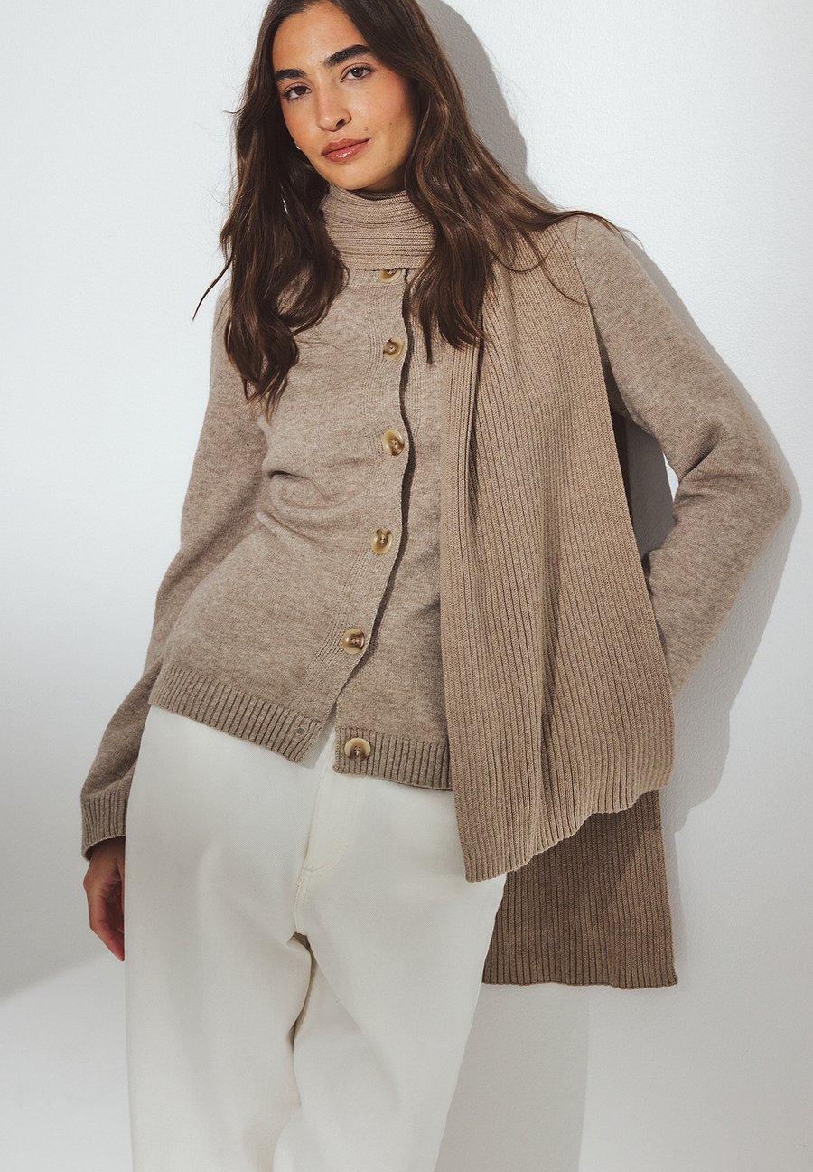 Кардиган NA-KD Cardigan, Beige Melange/Beige
Кардиган NA-KD Cardigan, Beige Melange/Beige