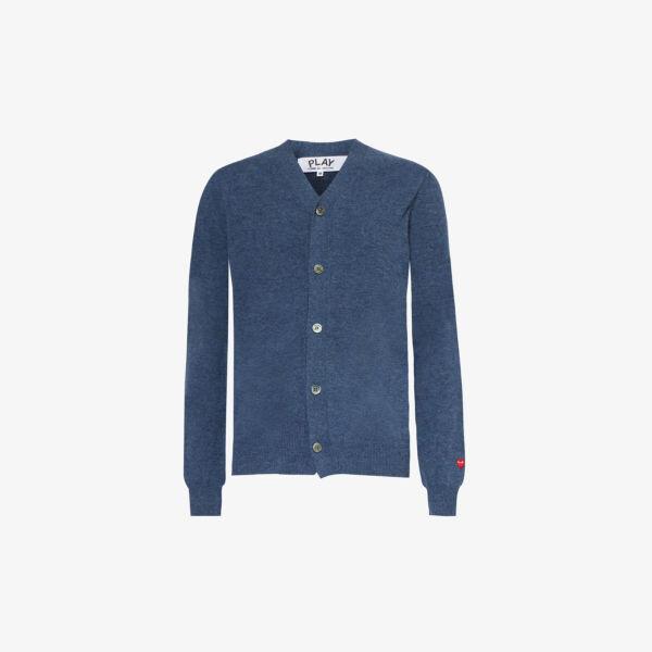 Кардиган шерстяной вязки с V-образным вырезом и аппликацией в виде сердечек Comme des Garçons, темно-синий
Кардиган шерстяной вязки с V-образным вырезом и аппликацией в виде сердечек Comme des Garçons, темно-синий