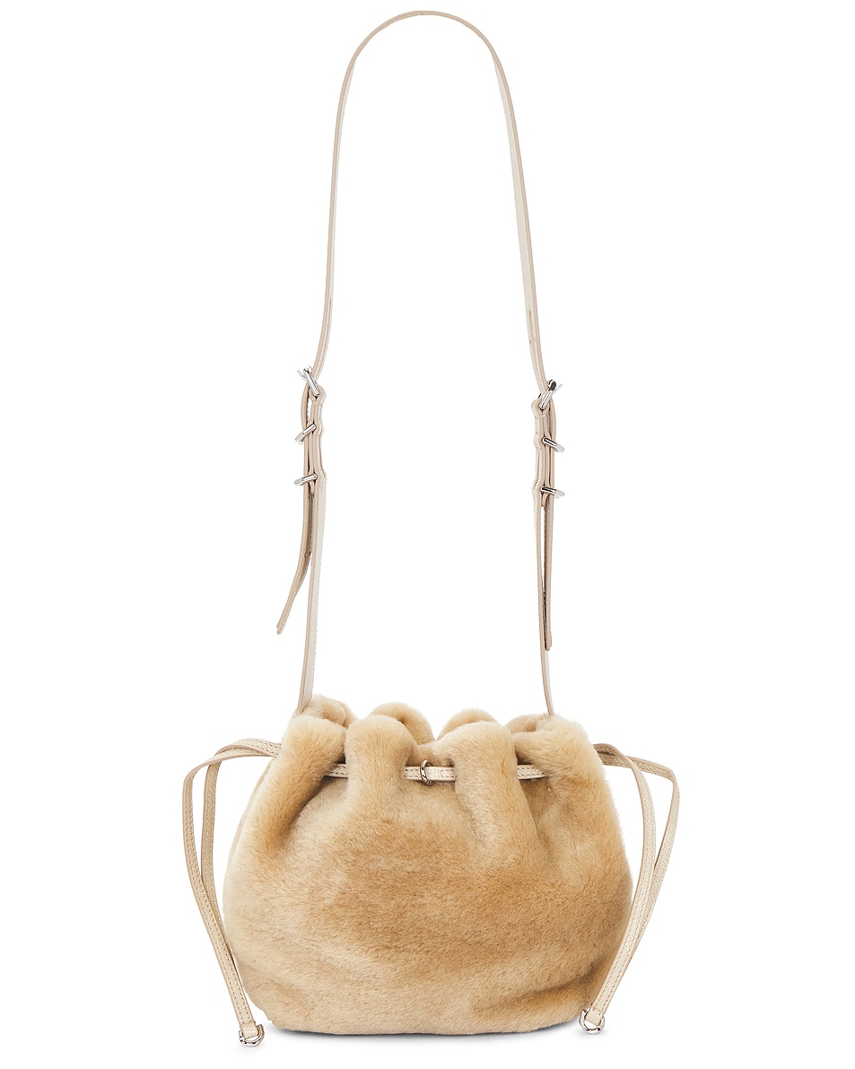 Маленькая тыквенная сумка Givenchy, Natural Beige
Маленькая тыквенная сумка Givenchy, Natural Beige