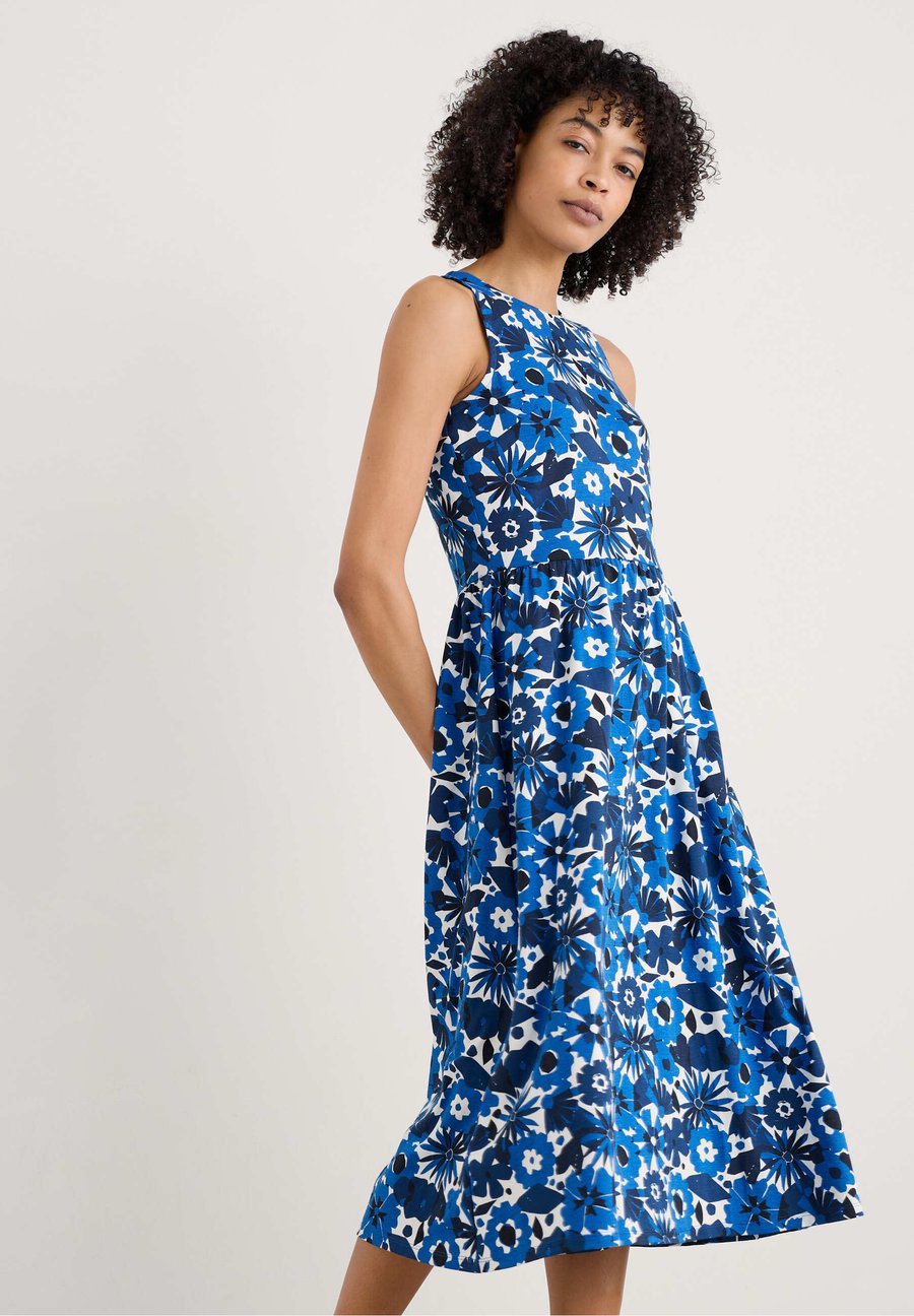 Платье Seasalt Cornwall PORTHMEOR WAVE, Blue Screenprint Floral Cargo/Blue
Платье Seasalt Cornwall PORTHMEOR WAVE, Blue Screenprint Floral Cargo/Blue