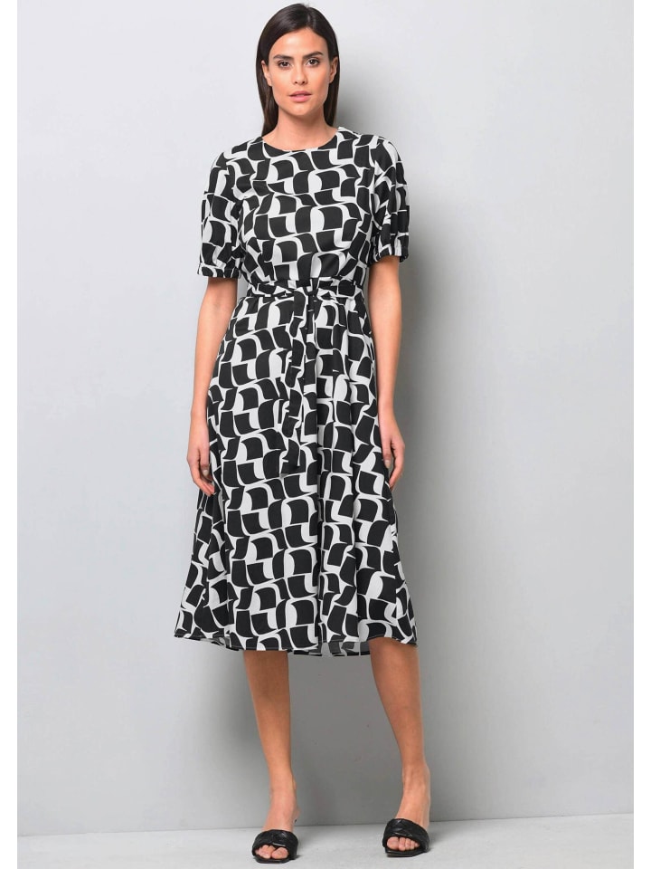 Alba Moda Черное платье
Alba Moda Черное платье