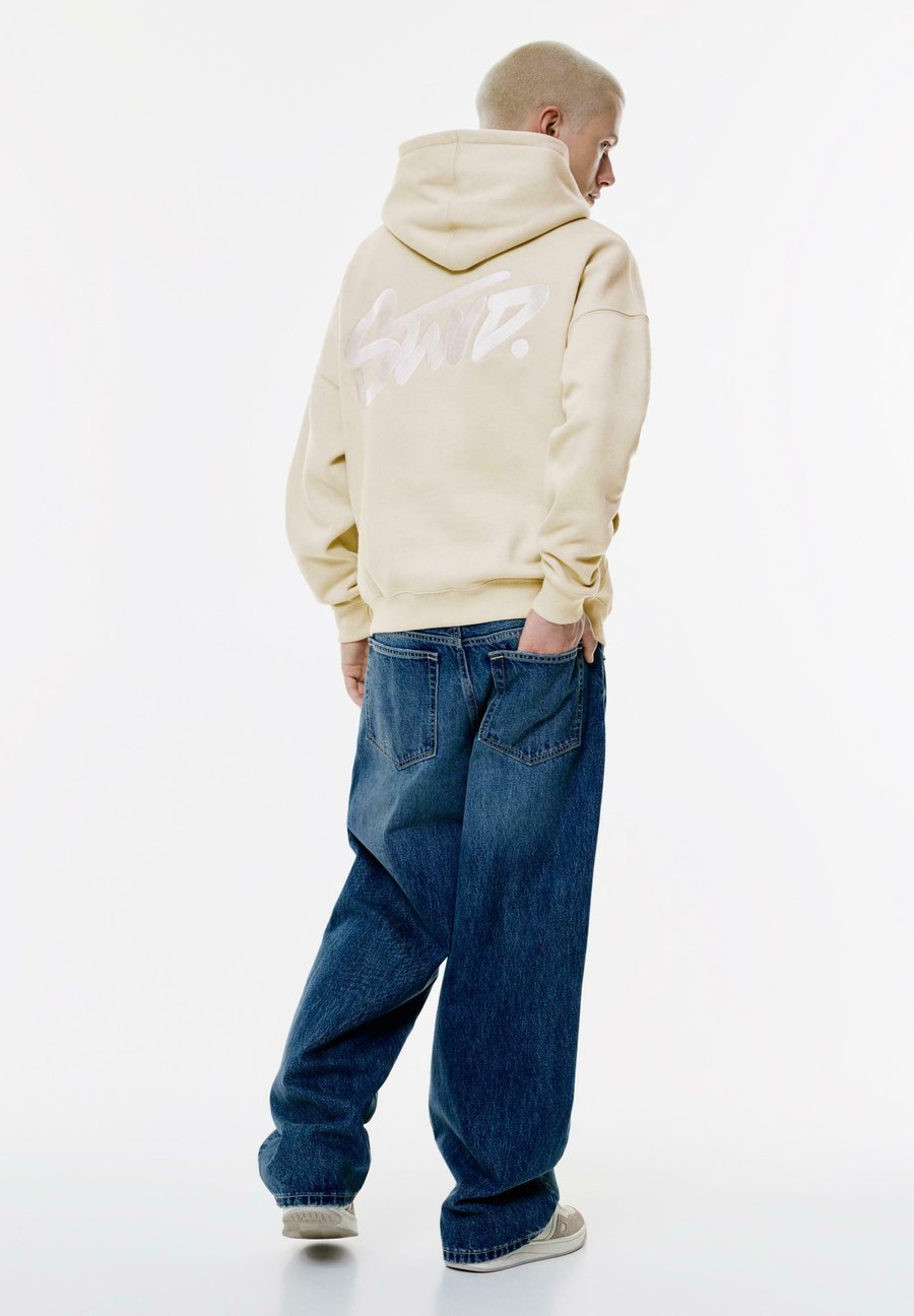 Худи PULL&BEAR STWD EMBROIDERED LOGO, Beige
Худи PULL&BEAR STWD EMBROIDERED LOGO, Beige