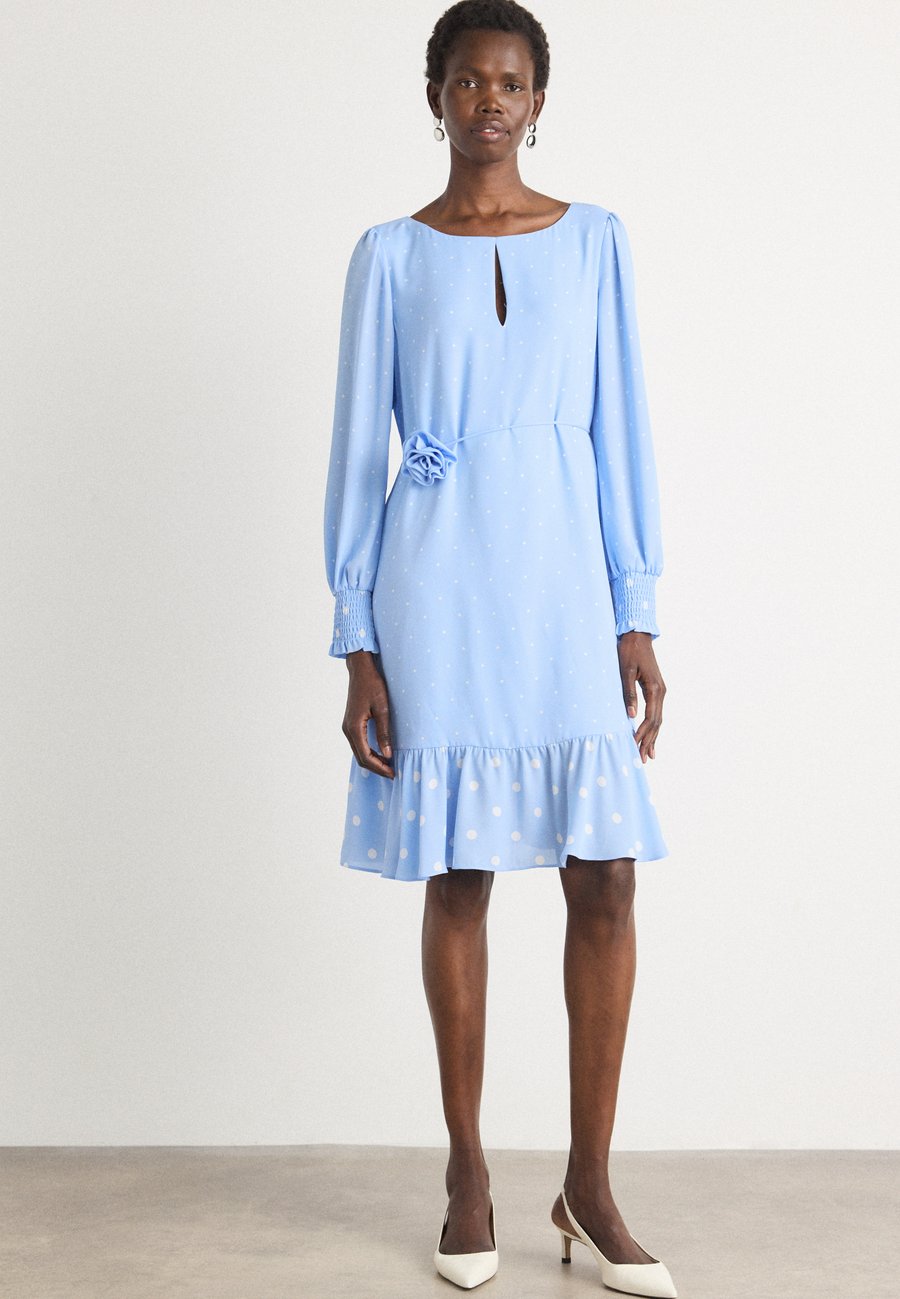 Платье Marc Cain Day dress, Brilliant Blue/Blue
Платье Marc Cain Day dress, Brilliant Blue/Blue