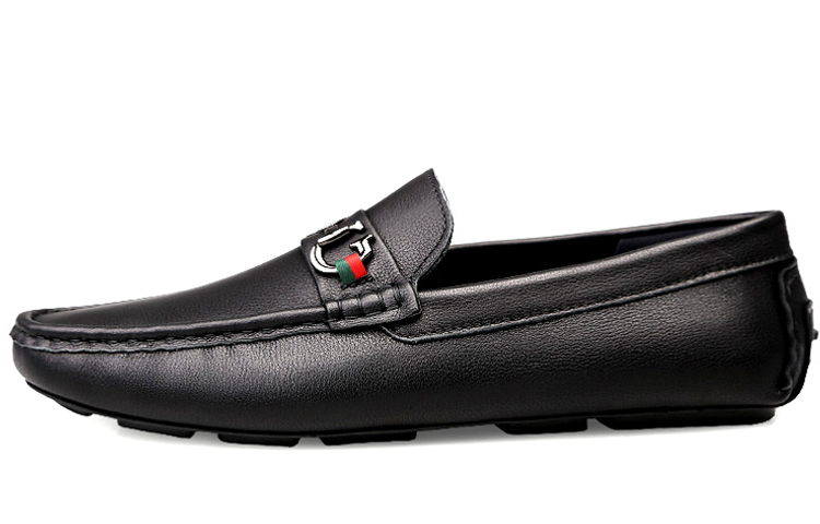 Повседневные кожаные туфли мужские низкие черно-белые DCK
Повседневные кожаные туфли мужские низкие черно-белые DCK