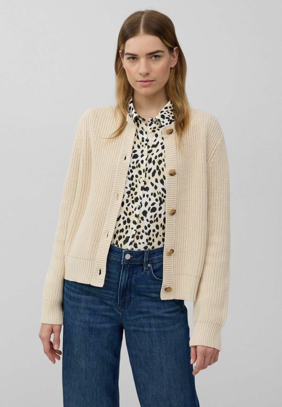 Кардиган s.Oliver Cardigan, Helles Sand/Off-White
Кардиган s.Oliver Cardigan, Helles Sand/Off-White