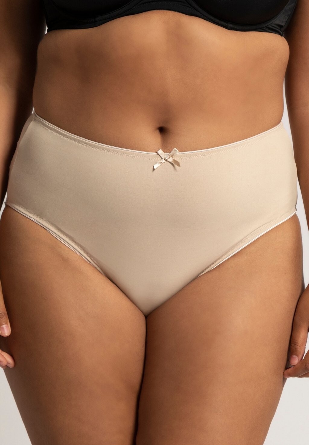 Трусы Ulla Popken, бежевый
Трусы Ulla Popken, бежевый